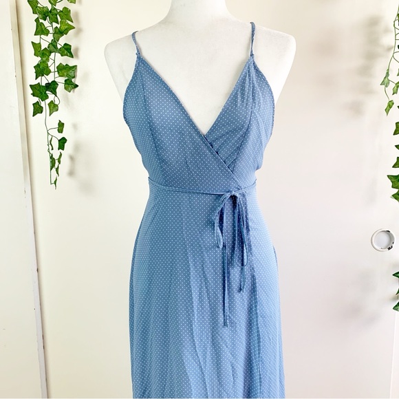 ✨NWT✨ Forever 21 Polka Dot Maxi Wrap Dress - Picture 3 of 10